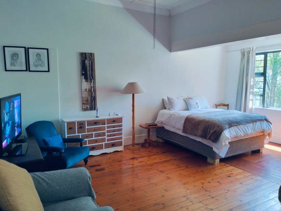7 Bedroom Property for Sale in Berea Eastern Cape